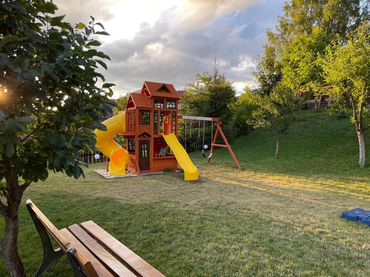 Cazare Colibita Casa Lipan Bagian luar foto